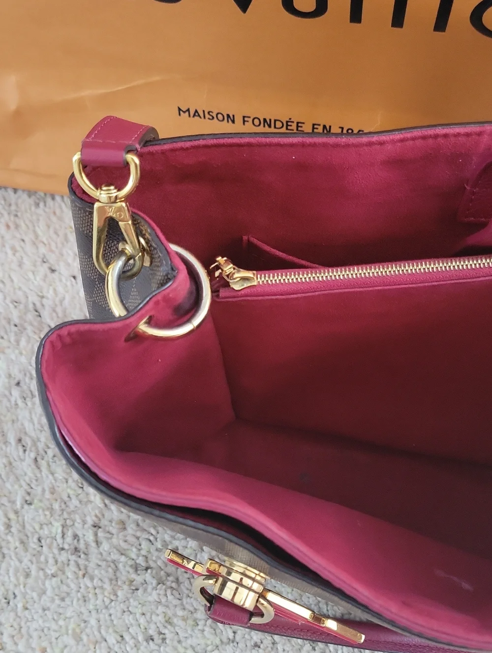 Louis Vuitton Damier Ebene LV Riverside Lie De Vin